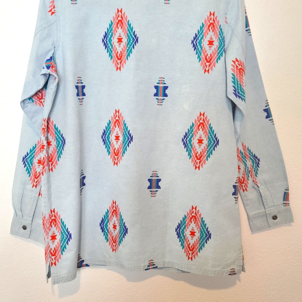 Vintage Denim & Co Southwestern Chambray Button Down Shirt - Picture 11 of 12